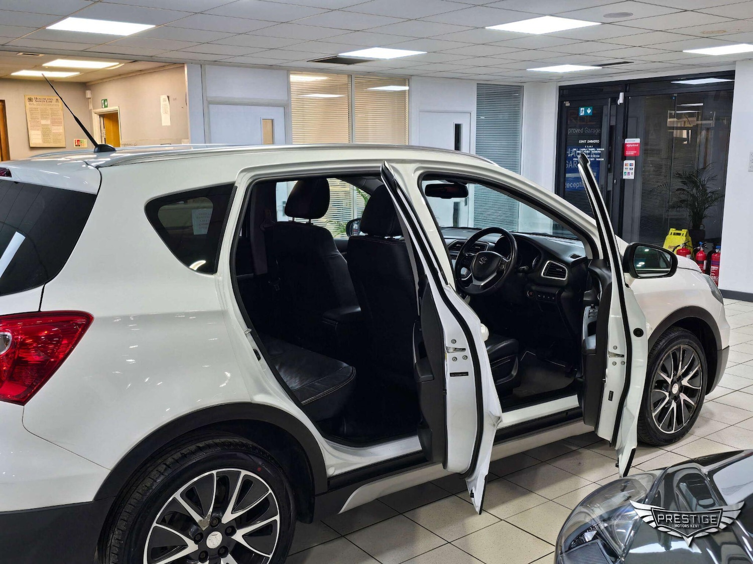 Used Suzuki SX4 S-Cross 2015 for sale - 77109709: Photo 41