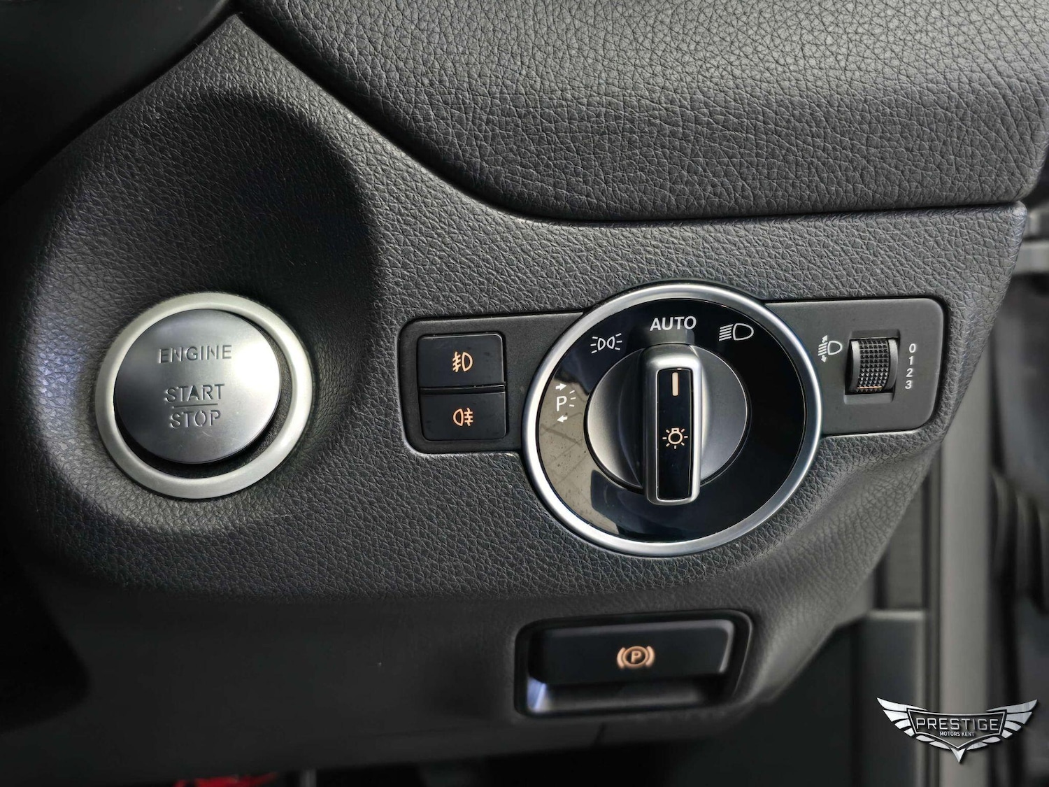 Used Mercedes-Benz GLA 2017 for sale - 77054093: Photo 55