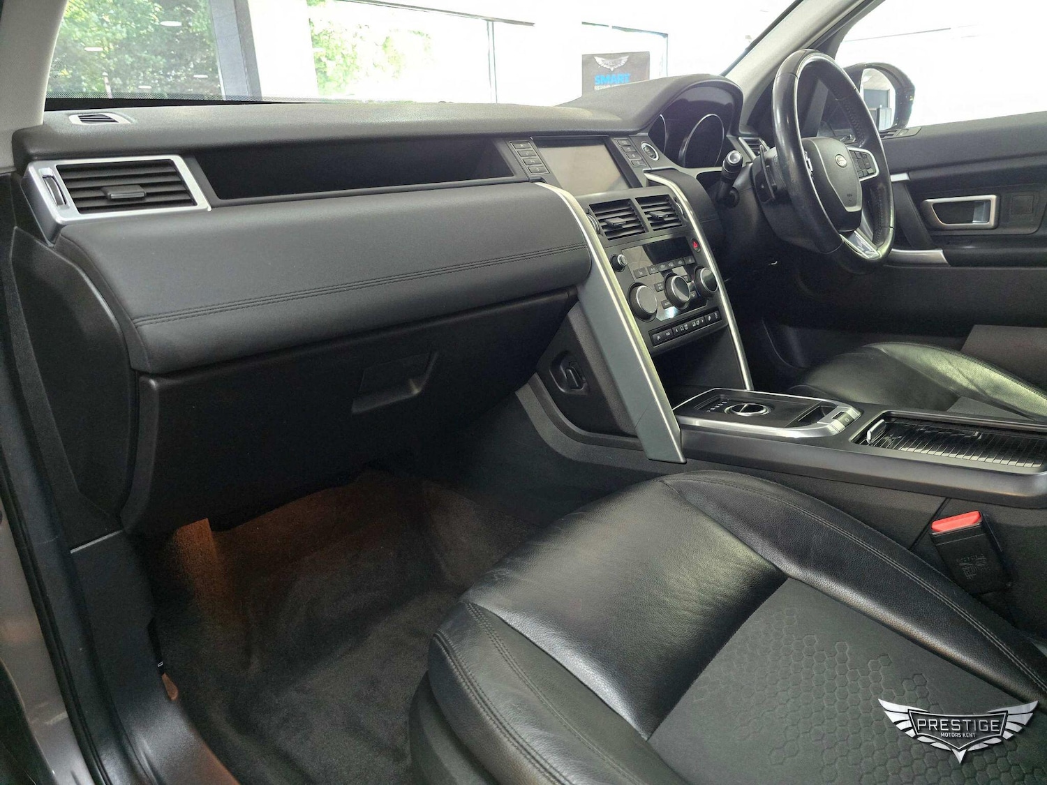 Used Land Rover Discovery Sport 2017 for sale - 77768131: Photo 22