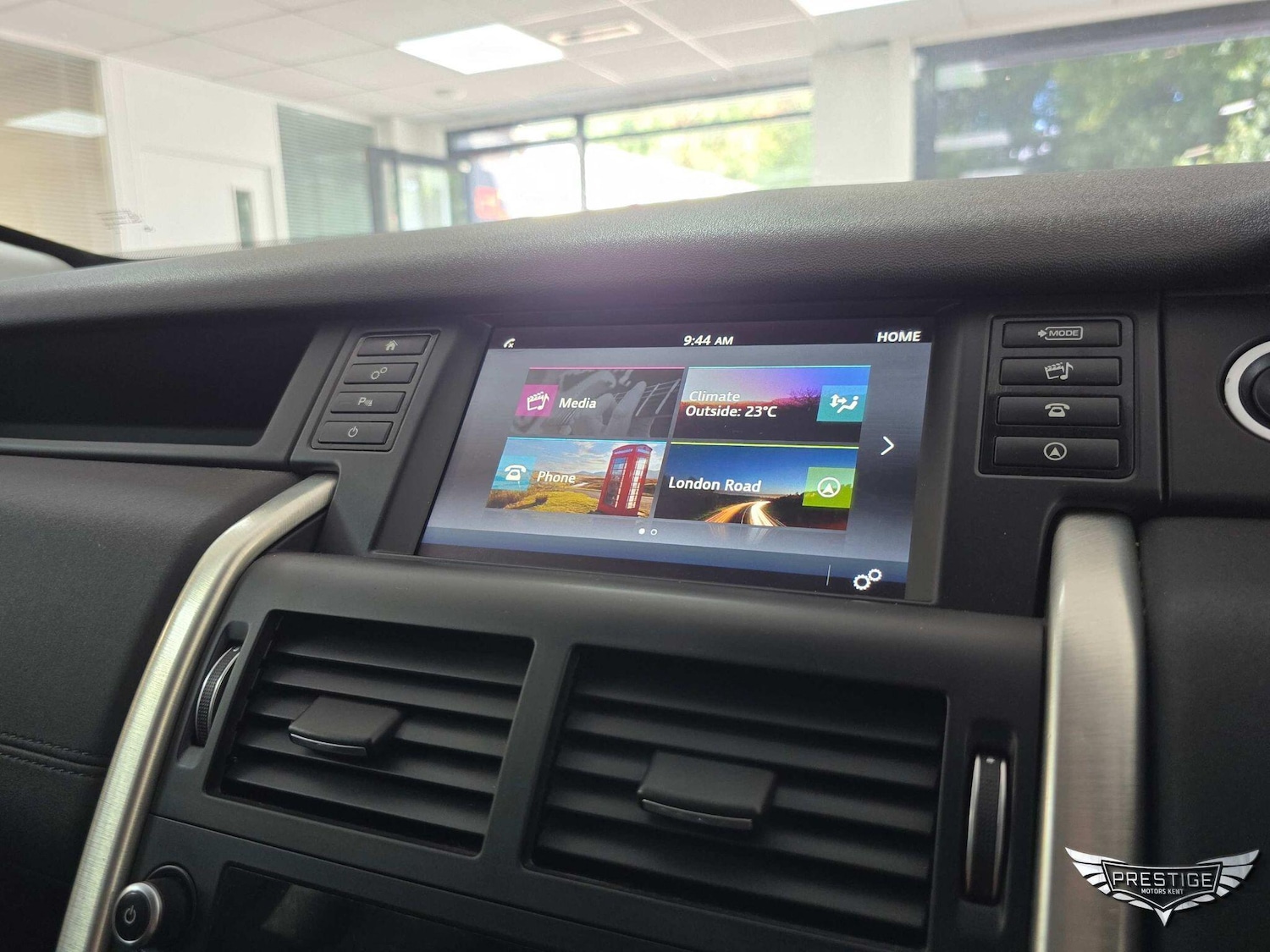 Used Land Rover Discovery Sport 2017 for sale - 77768131: Photo 34