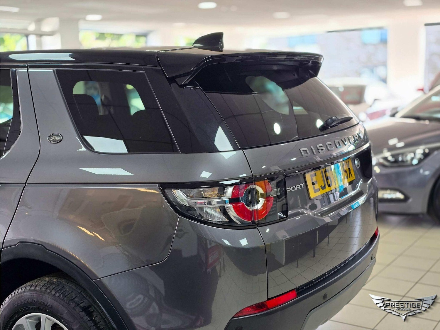 Used Land Rover Discovery Sport 2017 for sale - 77768131: Photo 44