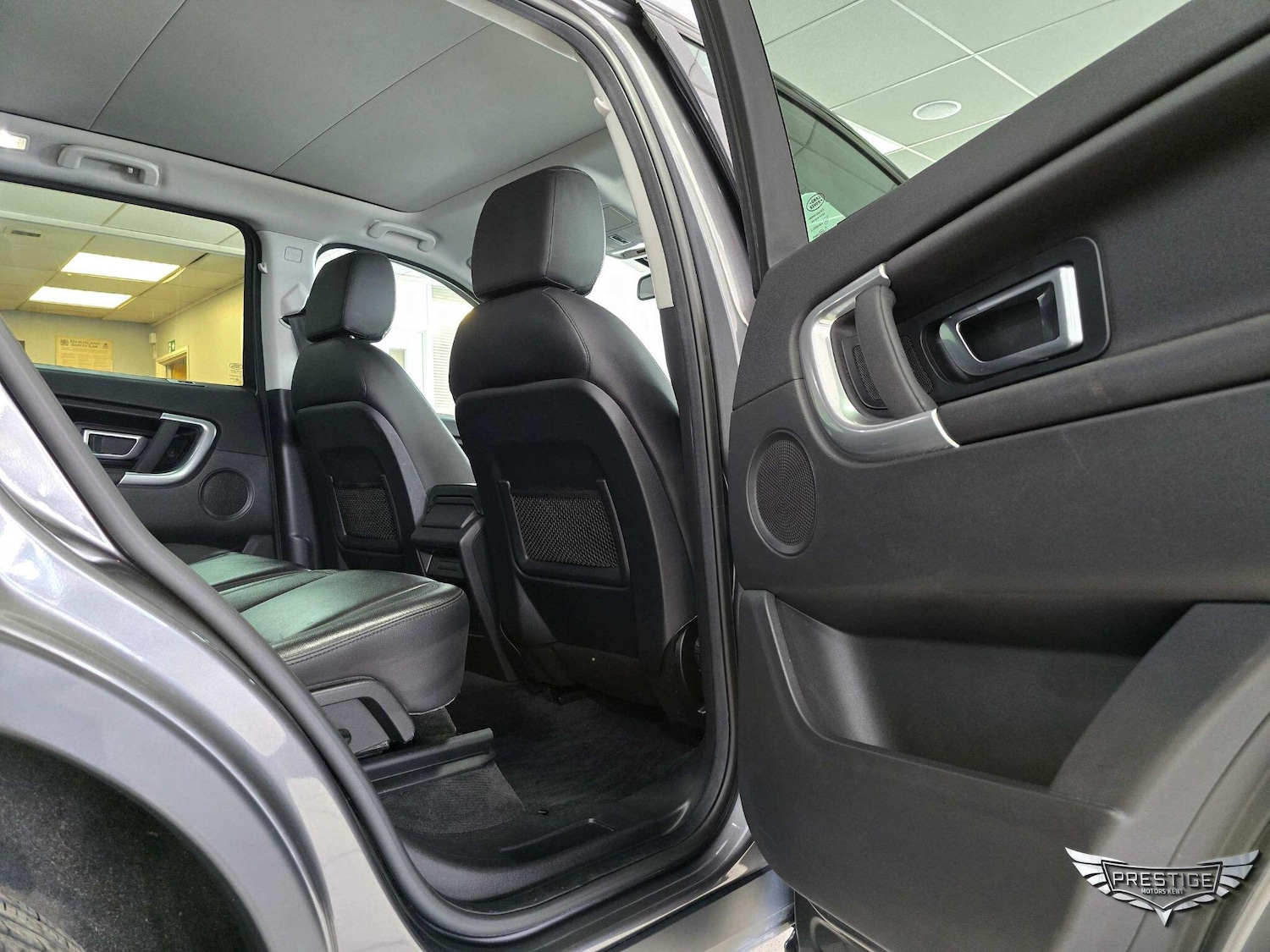 Used Land Rover Discovery Sport 2017 for sale - 77768131: Photo 50