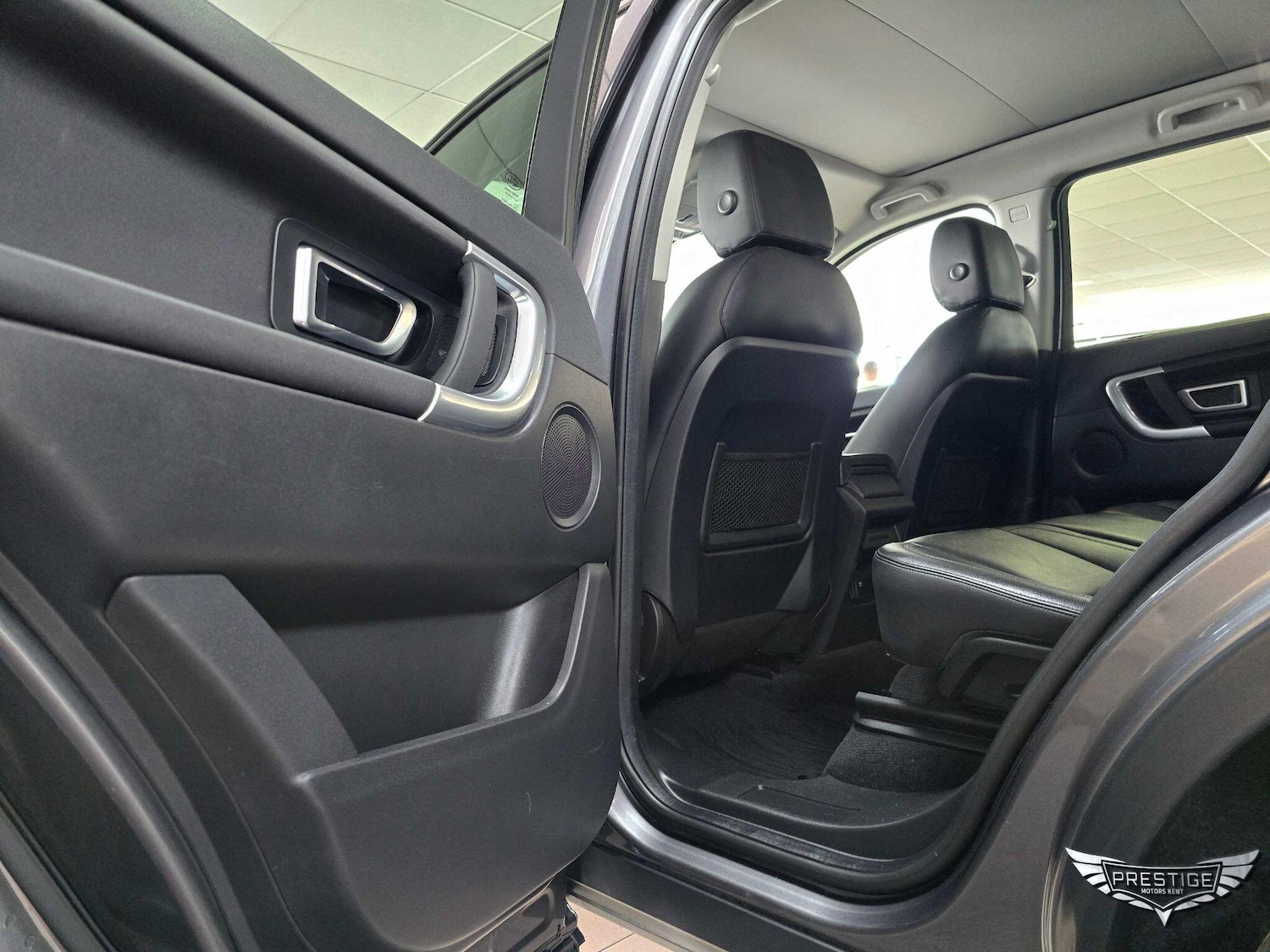 Used Land Rover Discovery Sport 2017 for sale - 77768131: Photo 51