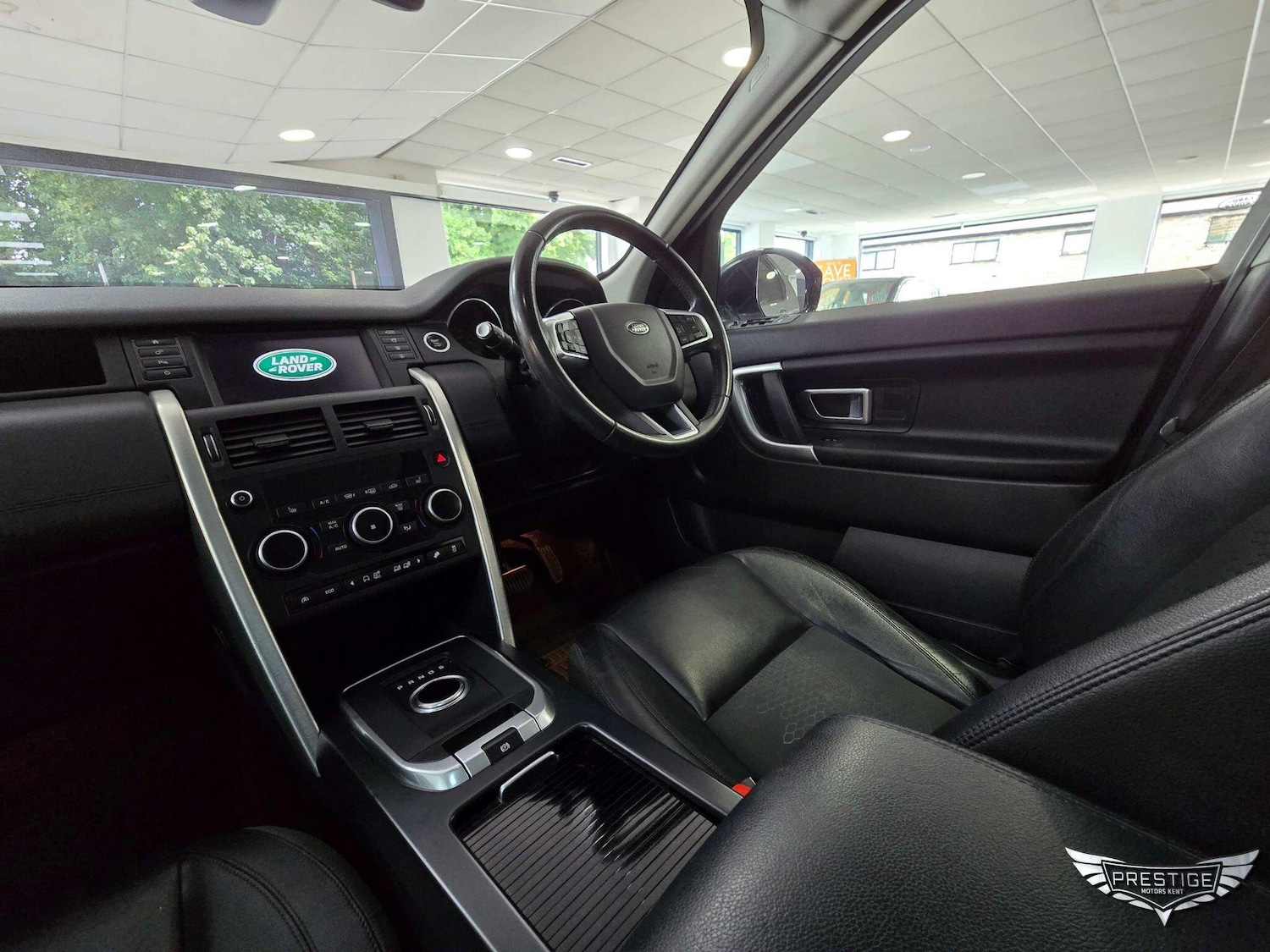 Used Land Rover Discovery Sport 2017 for sale - 77768131: Photo 55