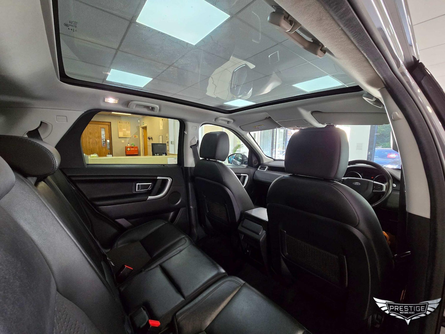 Used Land Rover Discovery Sport 2017 for sale - 77768131: Photo 66