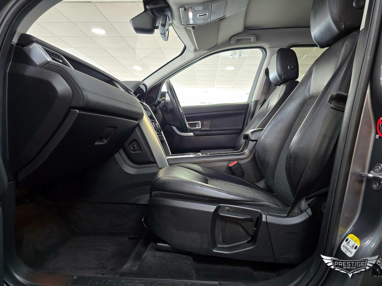 Used Land Rover Discovery Sport 2017 for sale - 77768131: Photo 76