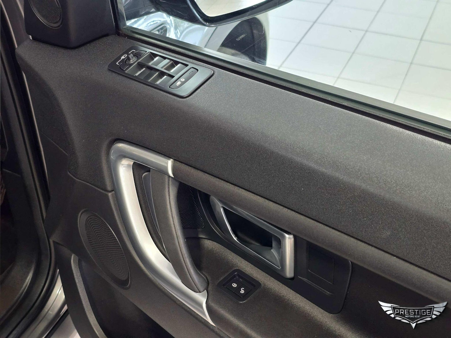 Used Land Rover Discovery Sport 2017 for sale - 77768131: Photo 84