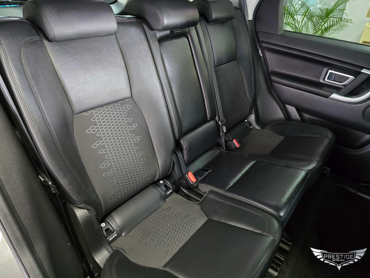 Used Land Rover Discovery Sport 2017 for sale - 77768131: Photo 87