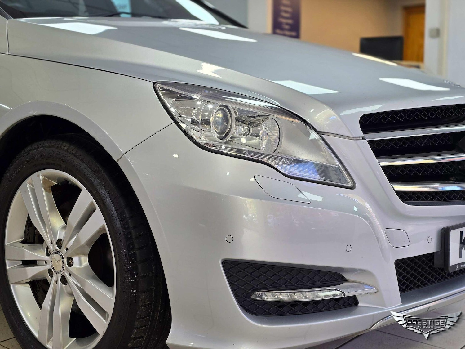 Used Mercedes-Benz R Class 2012 for sale - 76349166: Photo 13