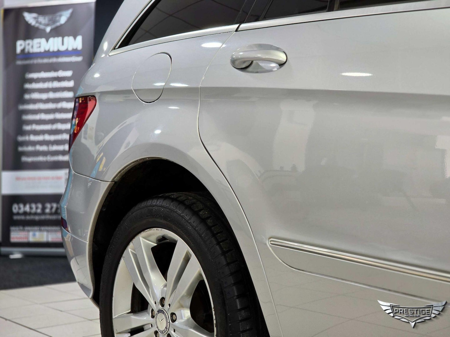 Used Mercedes-Benz R Class 2012 for sale - 76349166: Photo 14