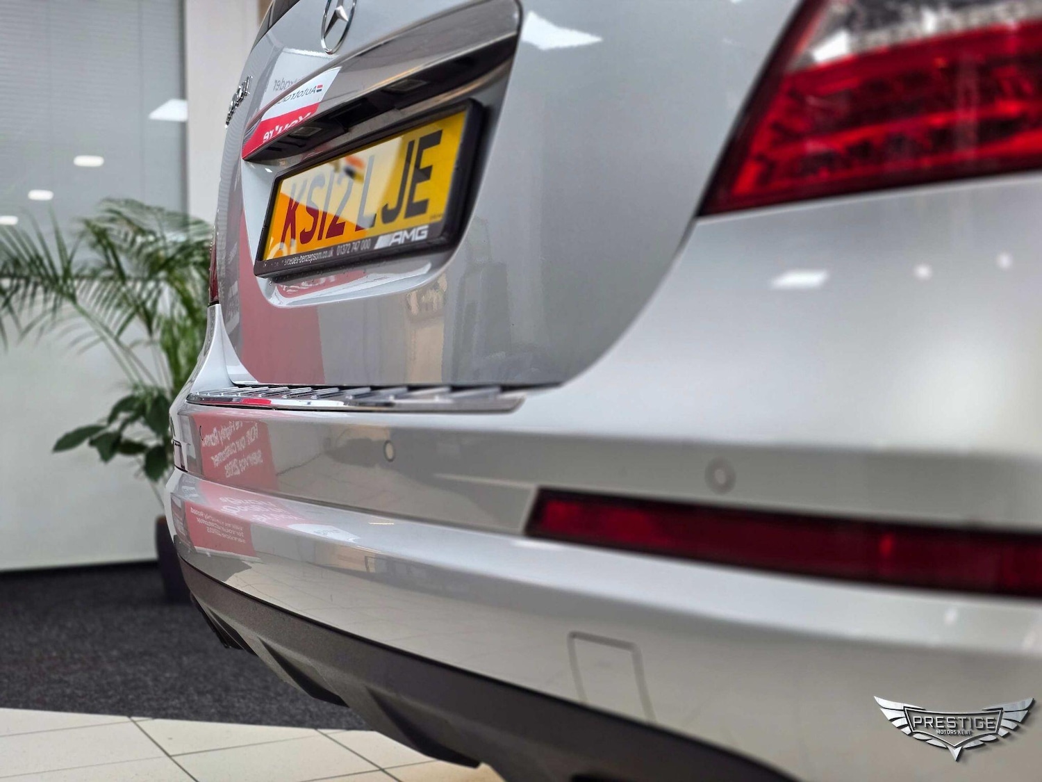 Used Mercedes-Benz R Class 2012 for sale - 76349166: Photo 16