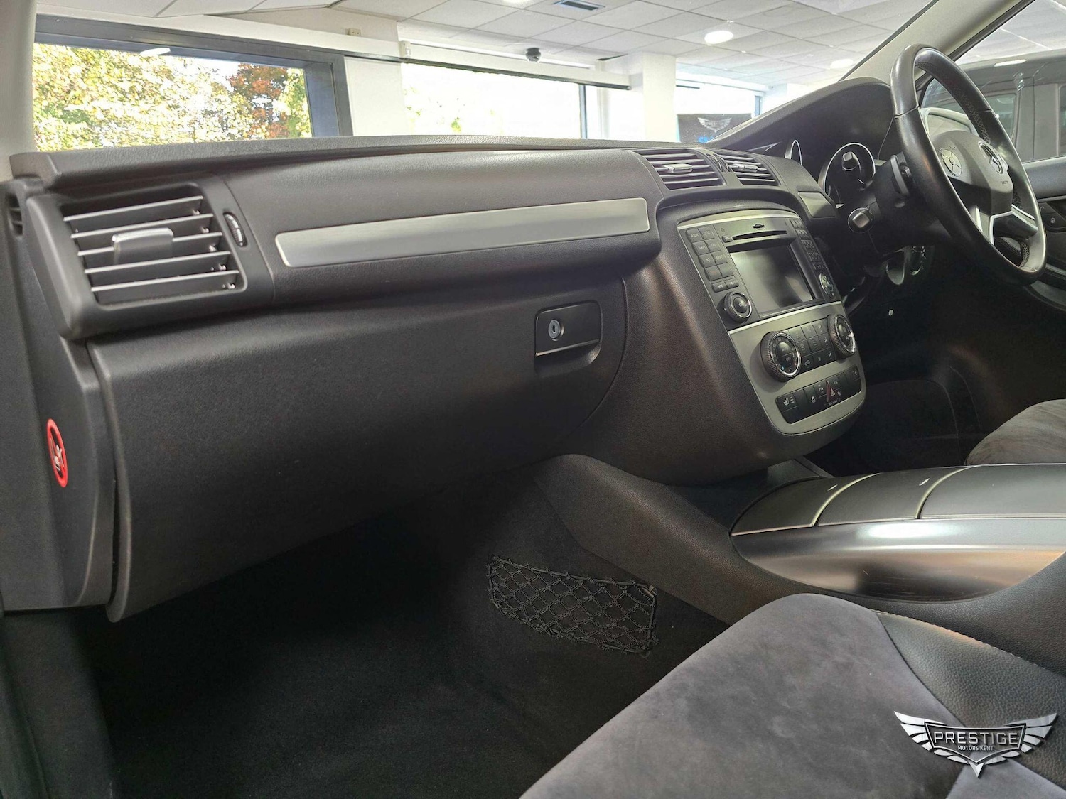 Used Mercedes-Benz R Class 2012 for sale - 76349166: Photo 22