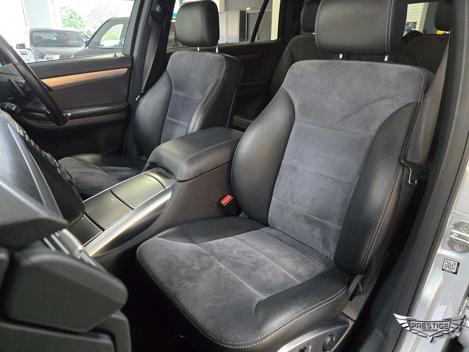 Used Mercedes-Benz R Class 2012 for sale - 76349166: Photo 23