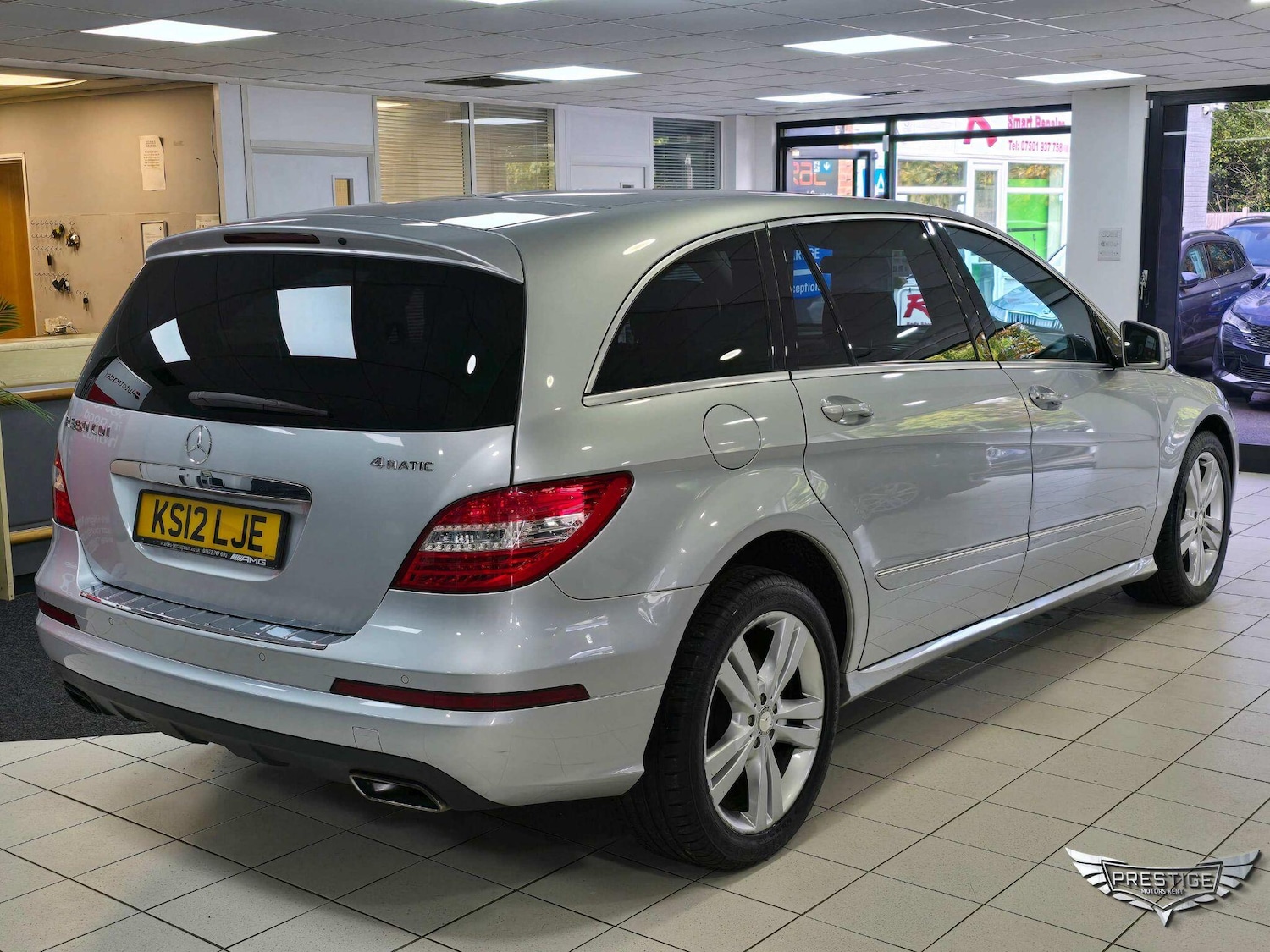 Used Mercedes-Benz R Class 2012 for sale - 76349166: Photo 3