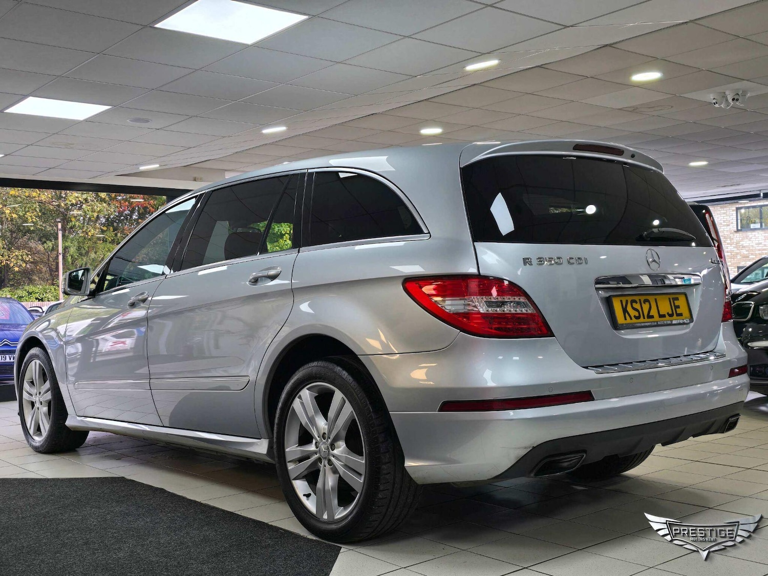 Used Mercedes-Benz R Class 2012 for sale - 76349166: Photo 37