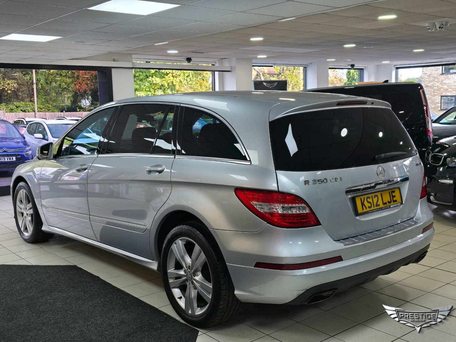 Used Mercedes-Benz R Class 2012 for sale - 76349166: Photo 4