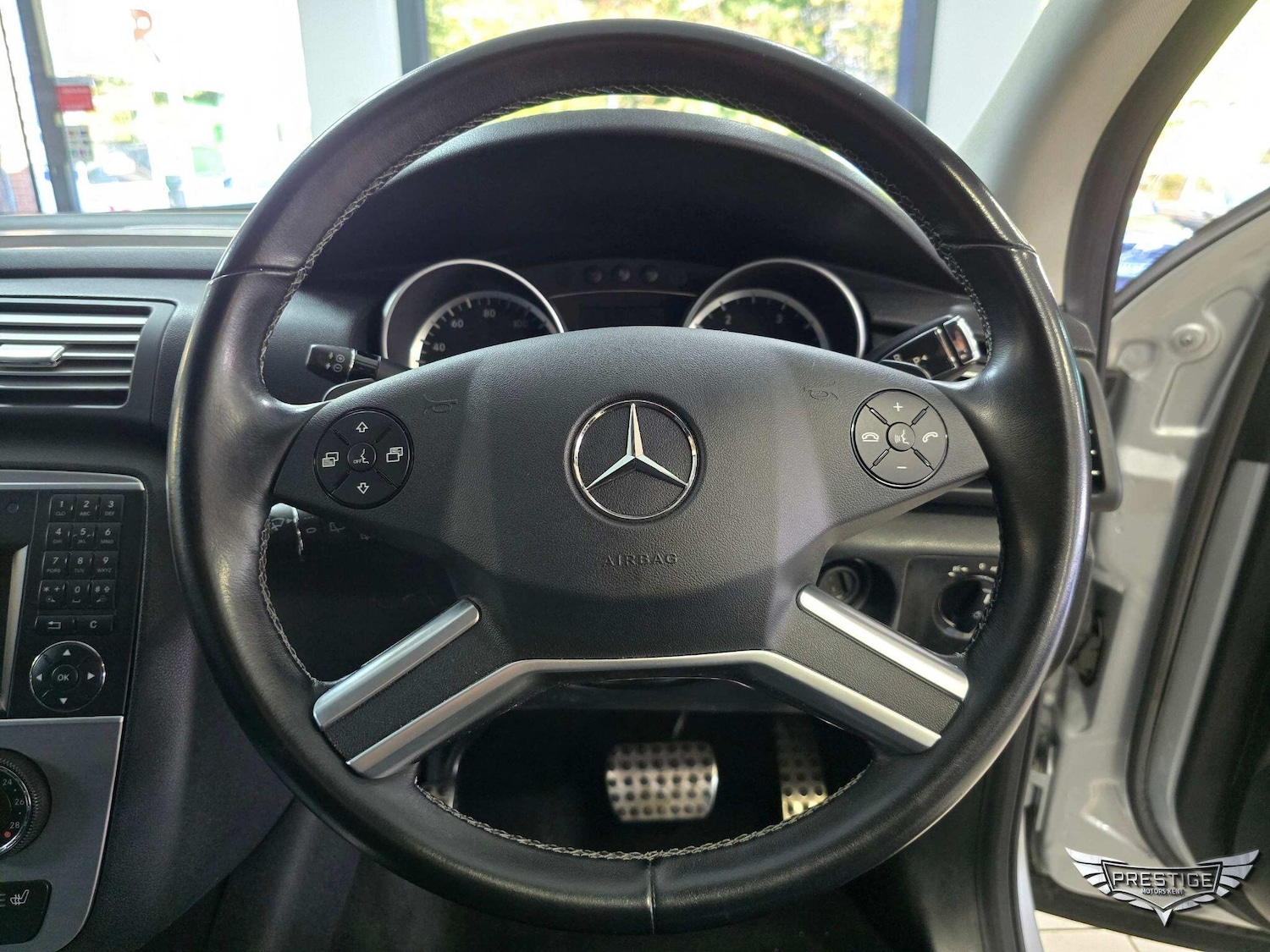 Used Mercedes-Benz R Class 2012 for sale - 76349166: Photo 50