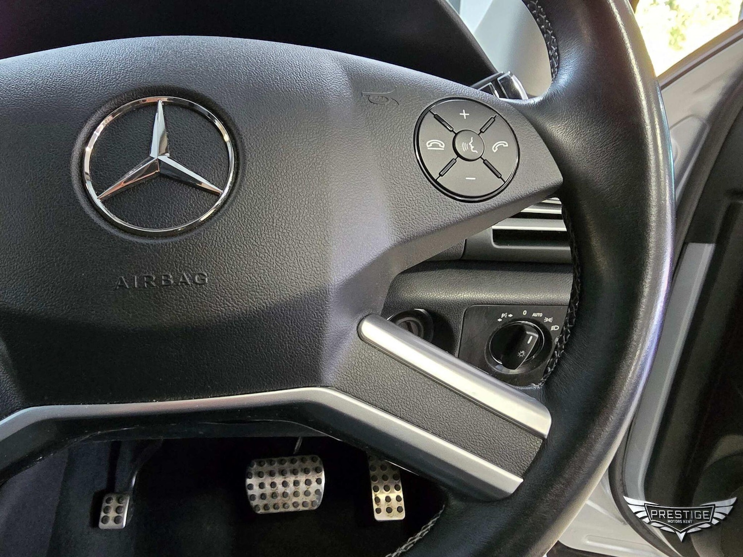 Used Mercedes-Benz R Class 2012 for sale - 76349166: Photo 52