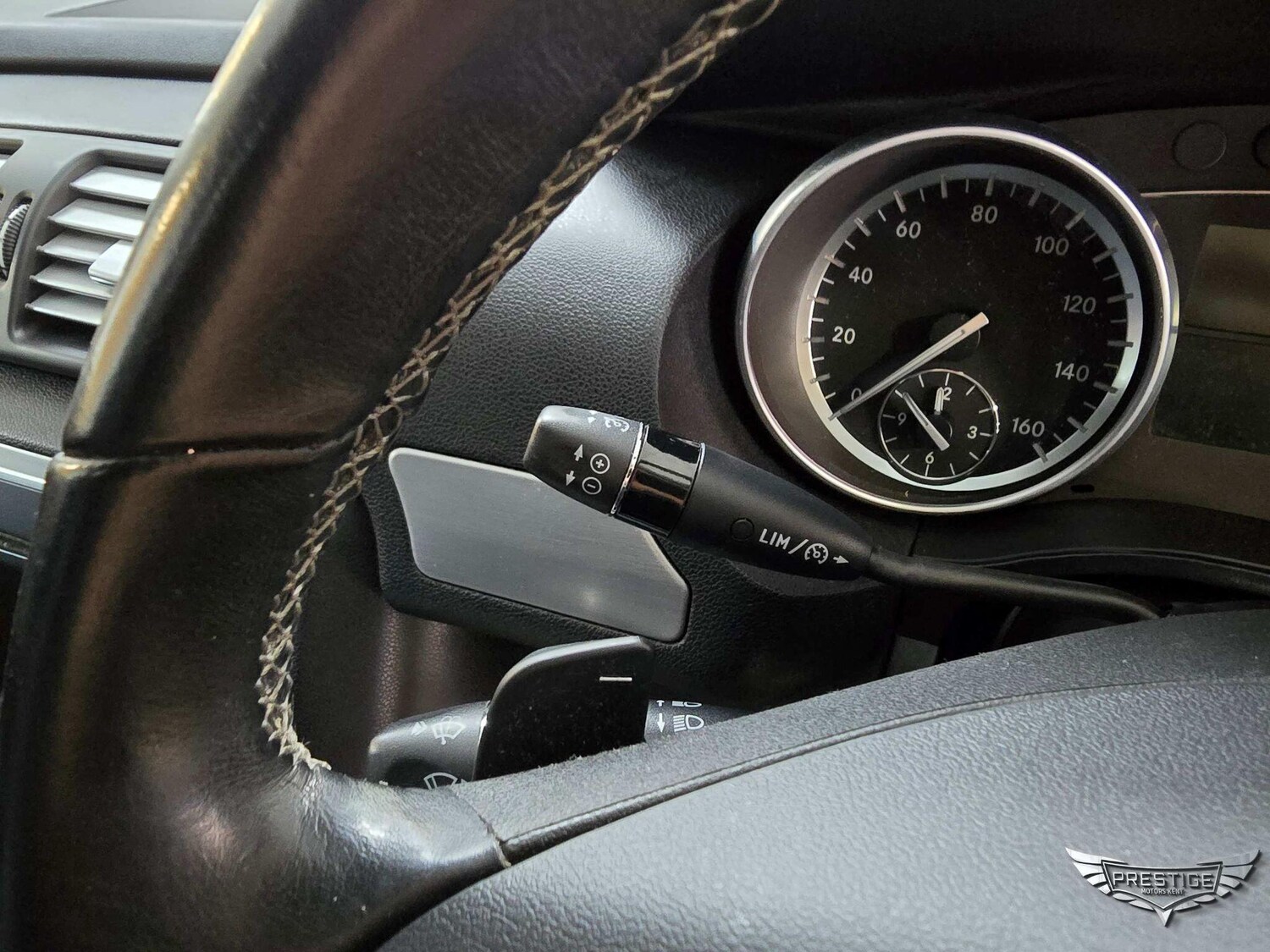 Used Mercedes-Benz R Class 2012 for sale - 76349166: Photo 53