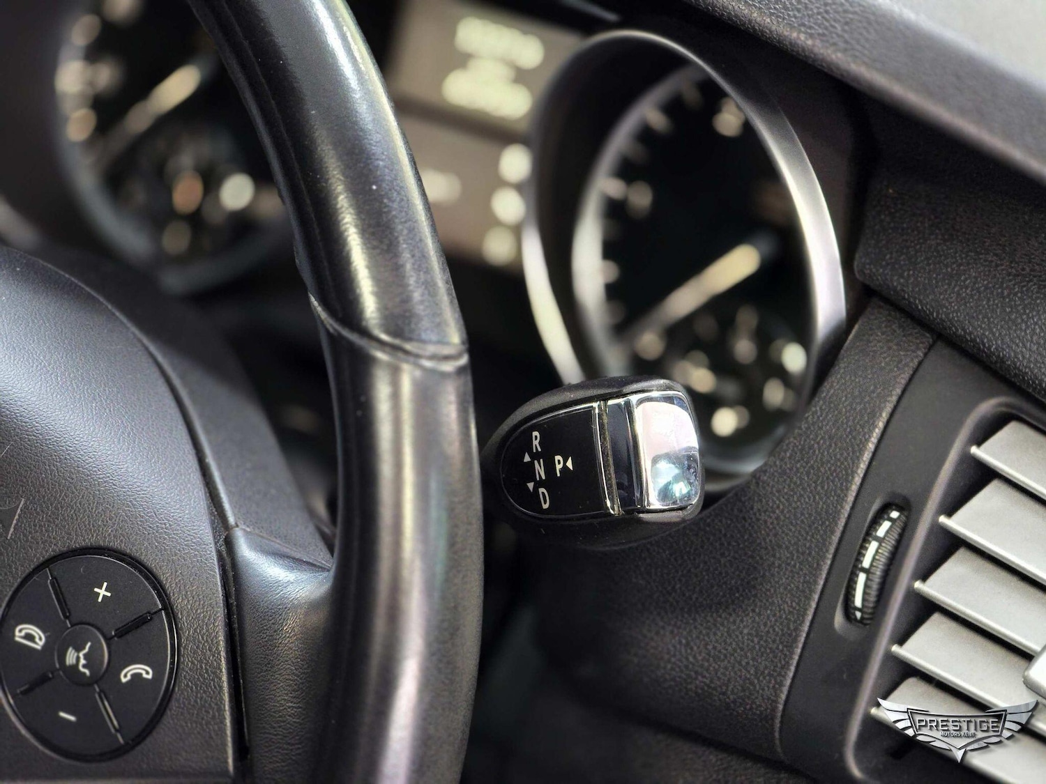 Used Mercedes-Benz R Class 2012 for sale - 76349166: Photo 56