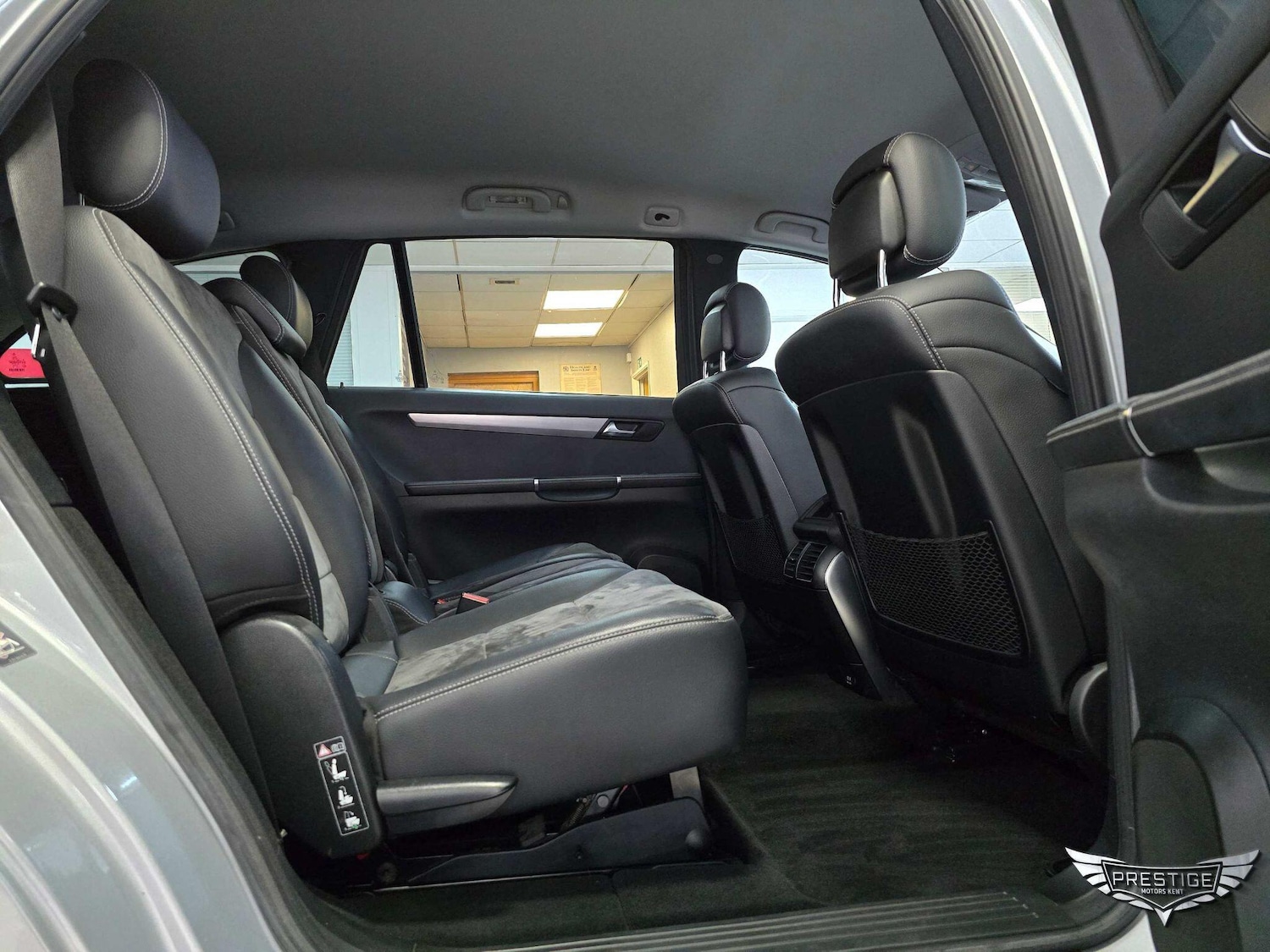 Used Mercedes-Benz R Class 2012 for sale - 76349166: Photo 58