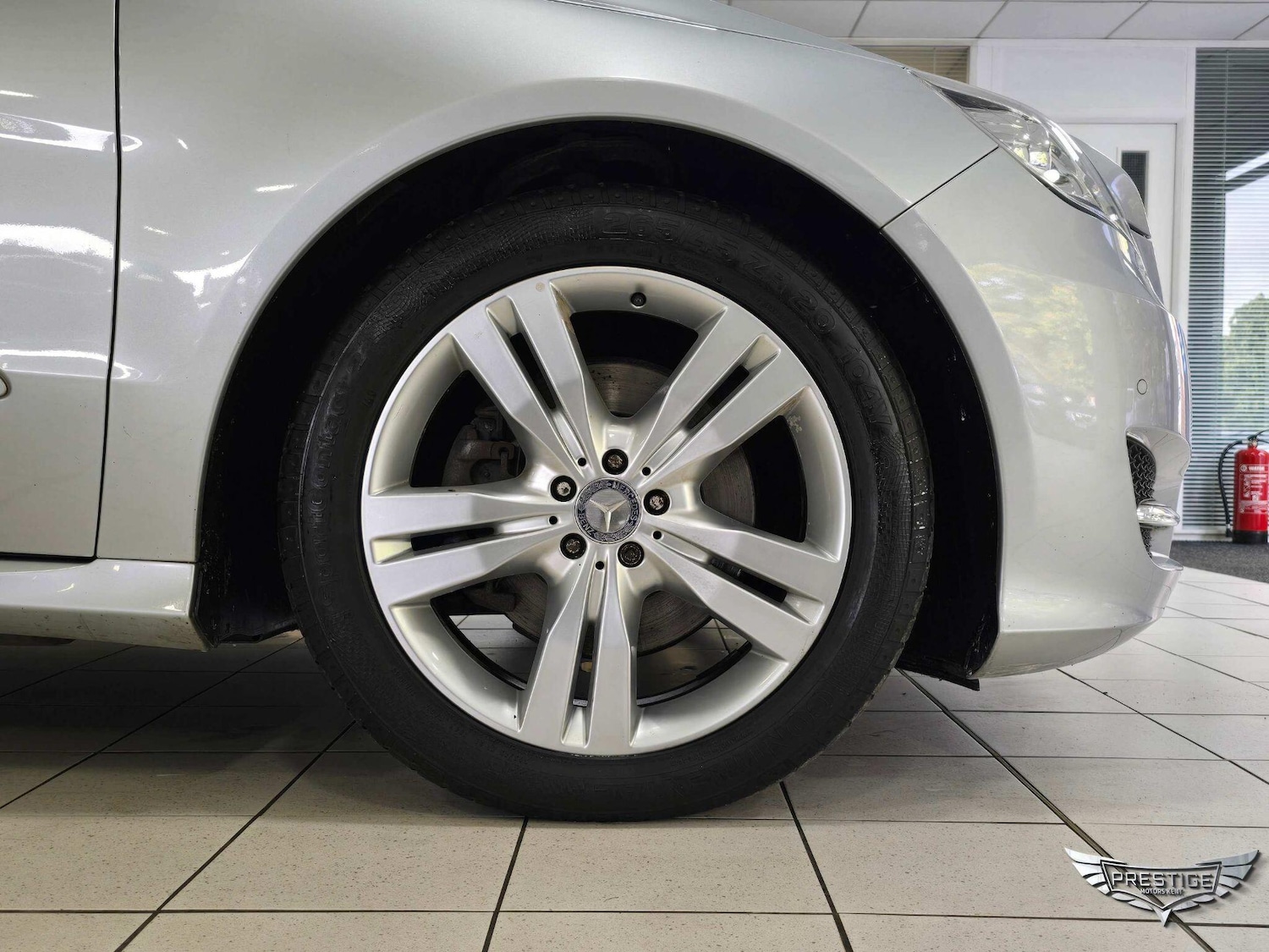 Used Mercedes-Benz R Class 2012 for sale - 76349166: Photo 68