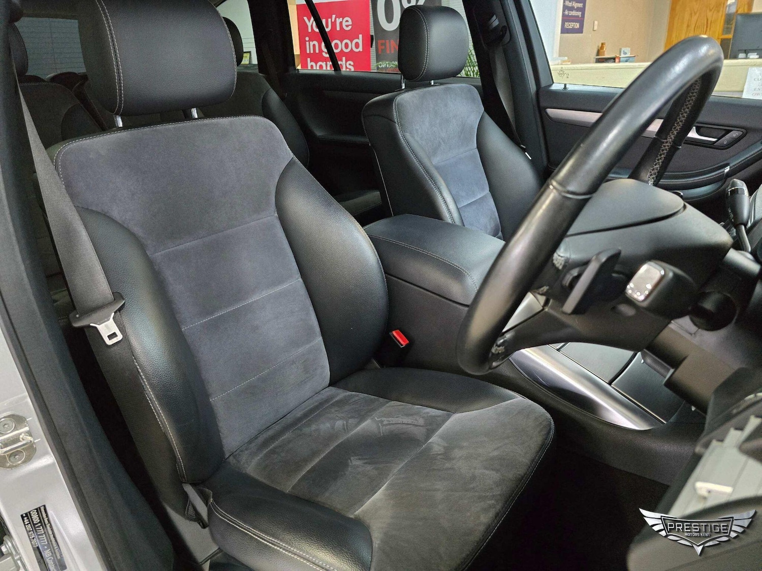 Used Mercedes-Benz R Class 2012 for sale - 76349166: Photo 78