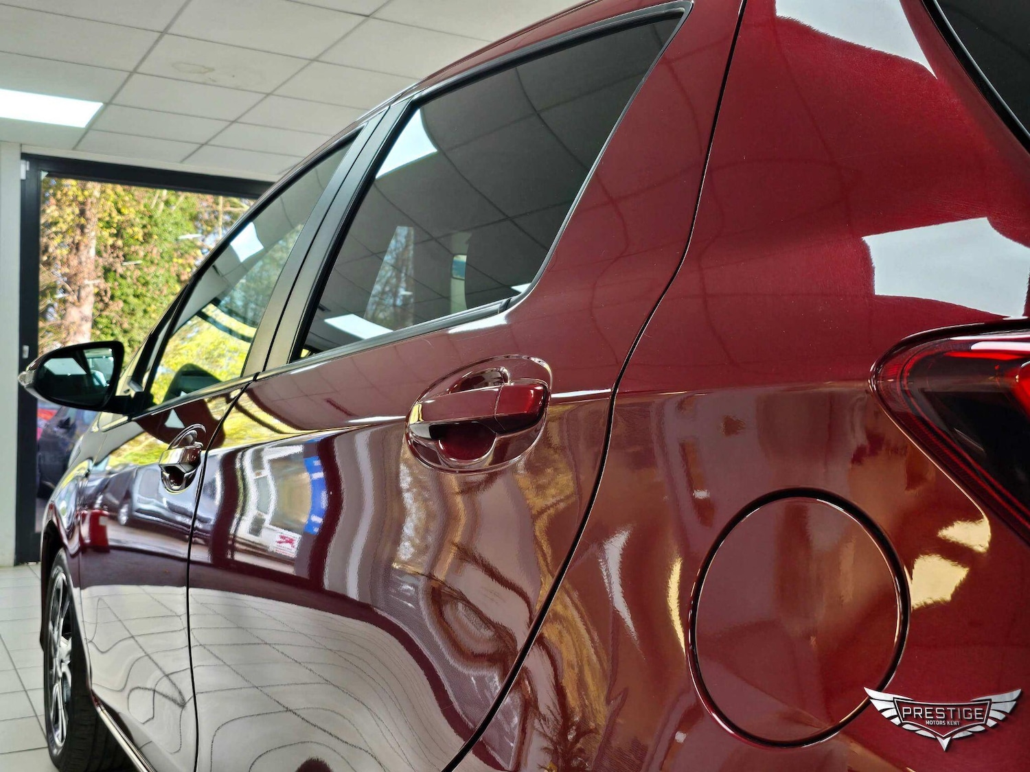 Used Toyota Yaris 2017 for sale - 76657733: Photo 63