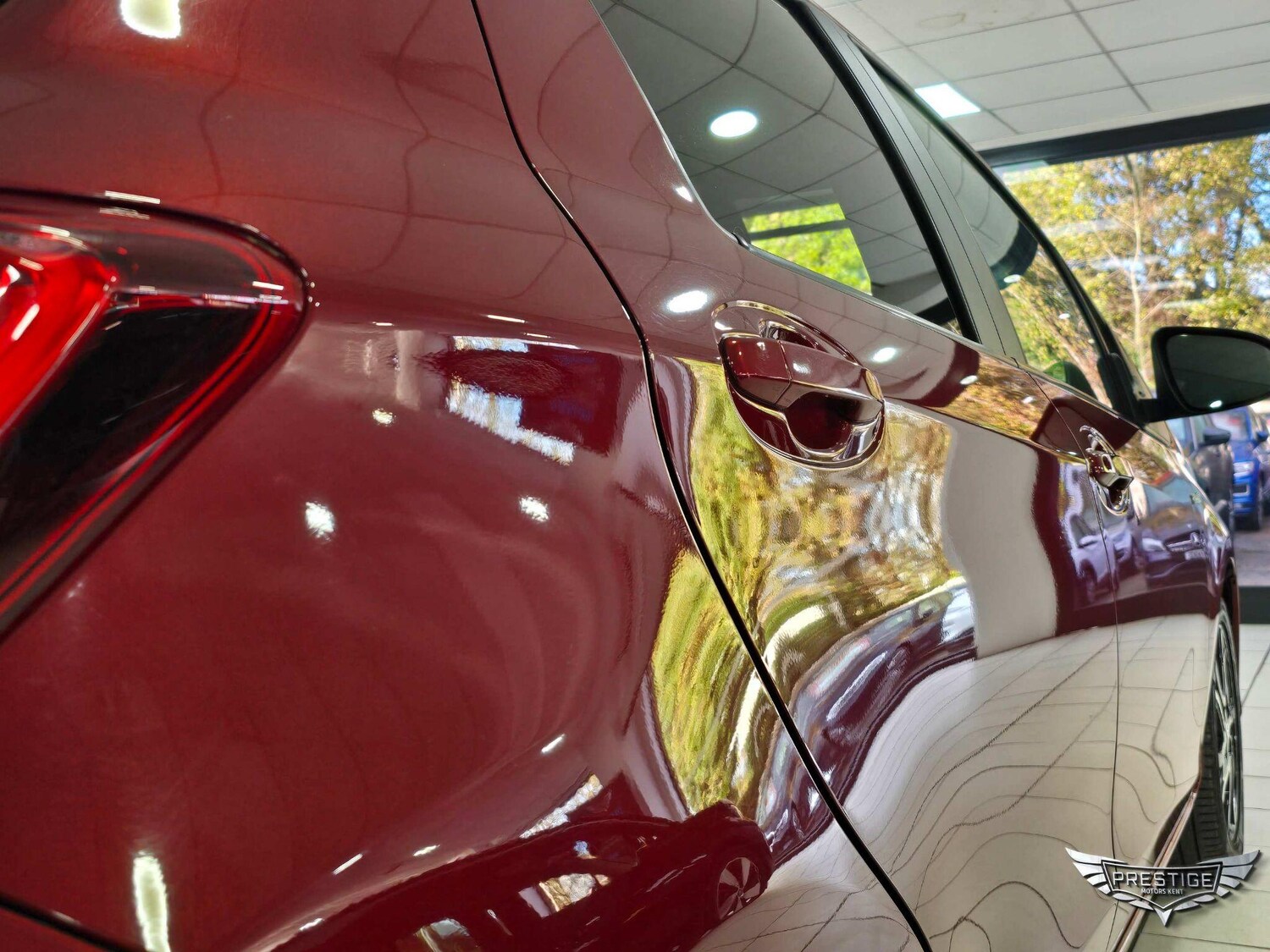 Used Toyota Yaris 2017 for sale - 76657733: Photo 67