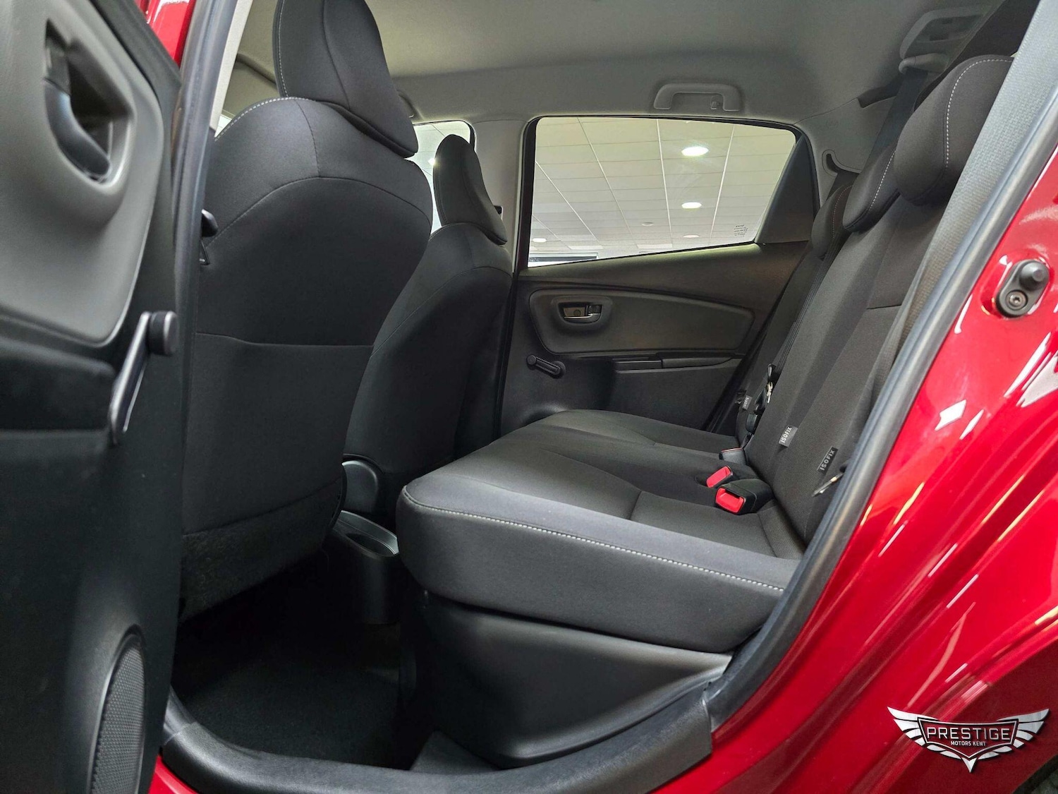 Used Toyota Yaris 2017 for sale - 76657733: Photo 72