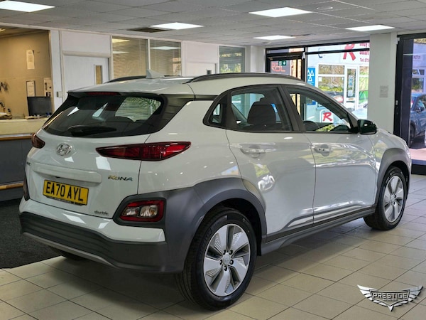 Used Hyundai KONA 2021 for sale - 74280449: Photo 3