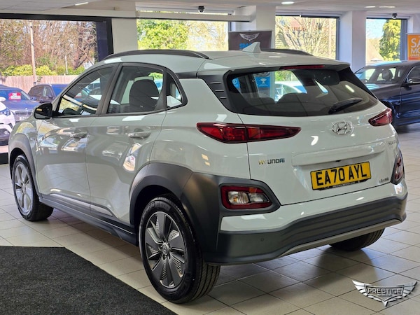 Used Hyundai KONA 2021 for sale - 74280449: Photo 4