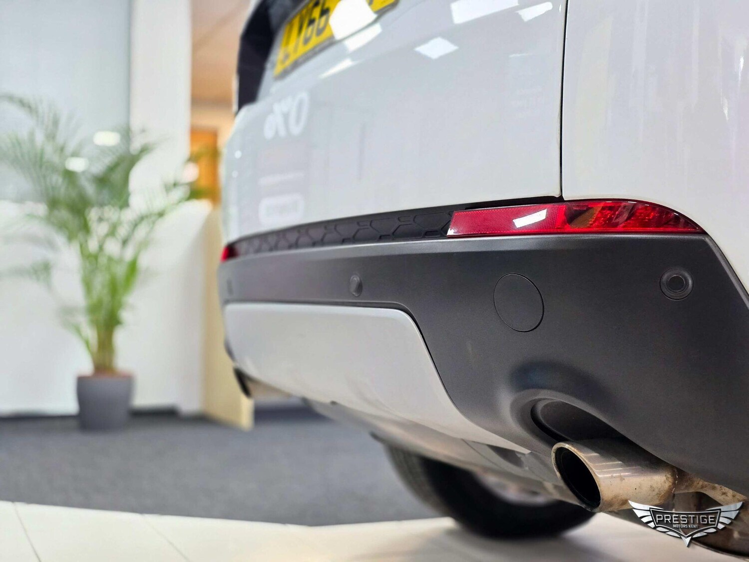 Used Land Rover Discovery Sport 2016 for sale - 76899610: Photo 18