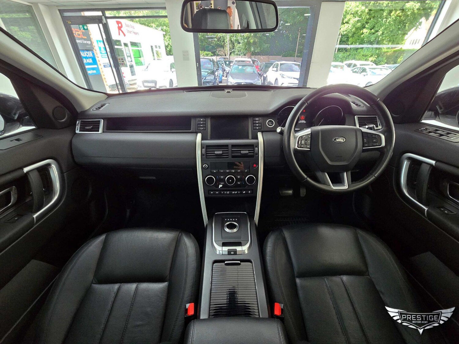 Used Land Rover Discovery Sport 2016 for sale - 76899610: Photo 26