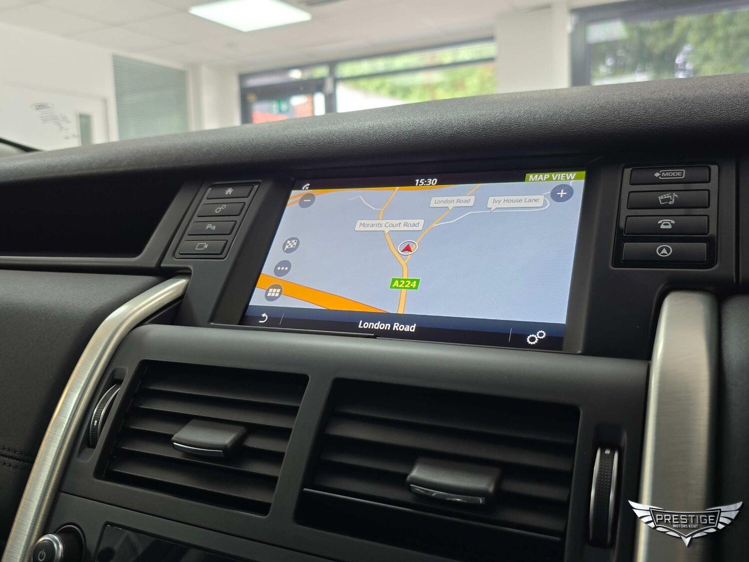 Used Land Rover Discovery Sport 2016 for sale - 76899610: Photo 34