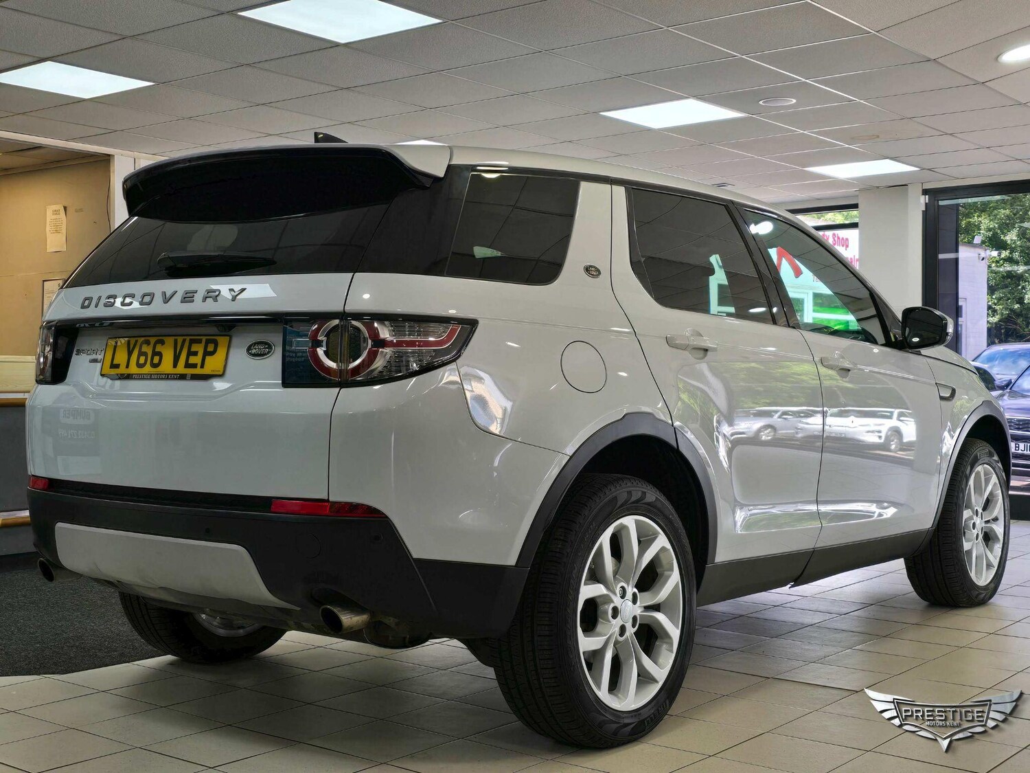 Used Land Rover Discovery Sport 2016 for sale - 76899610: Photo 42
