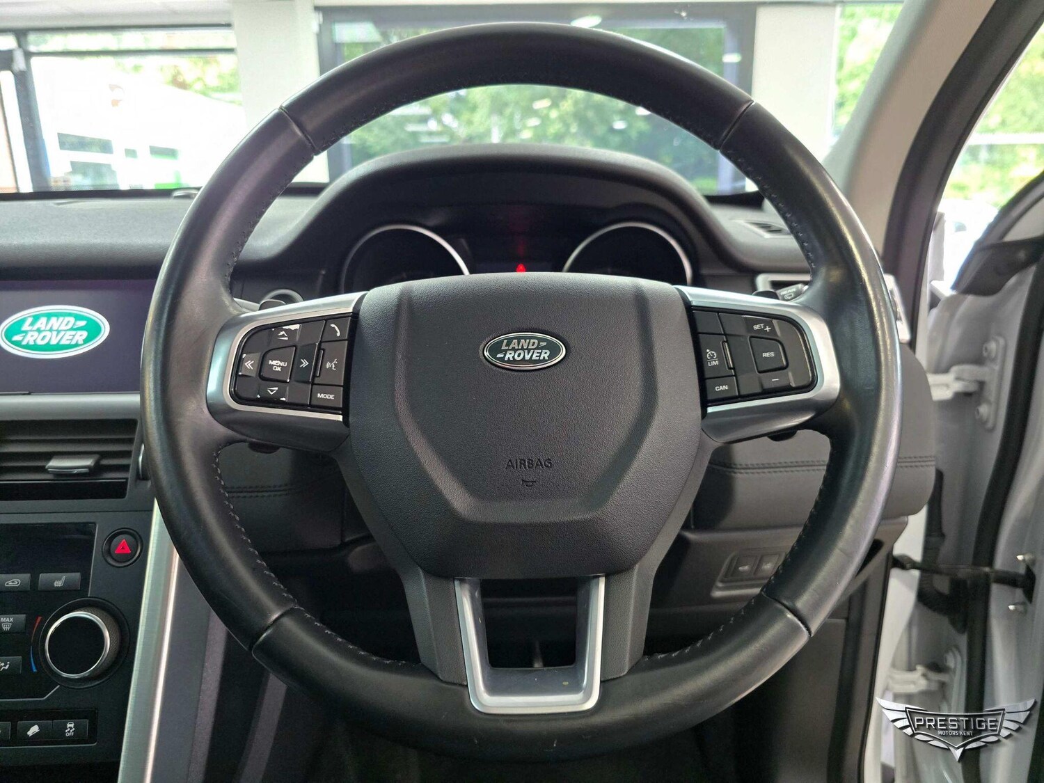 Used Land Rover Discovery Sport 2016 for sale - 76899610: Photo 57