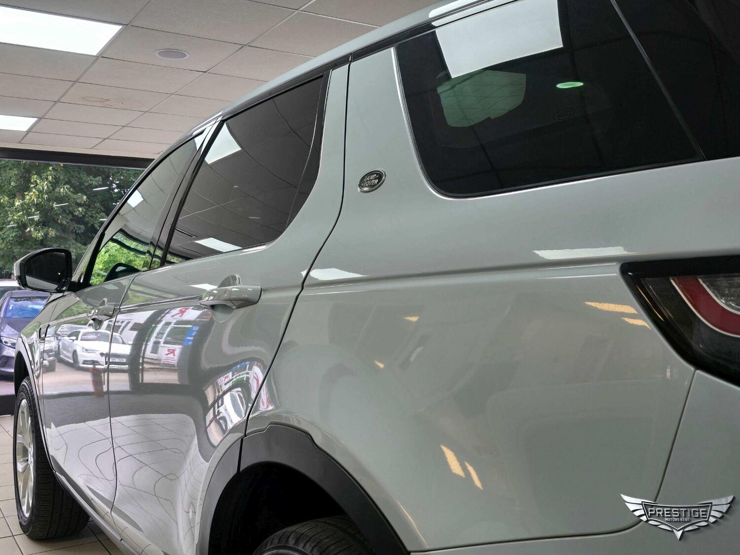 Used Land Rover Discovery Sport 2016 for sale - 76899610: Photo 68