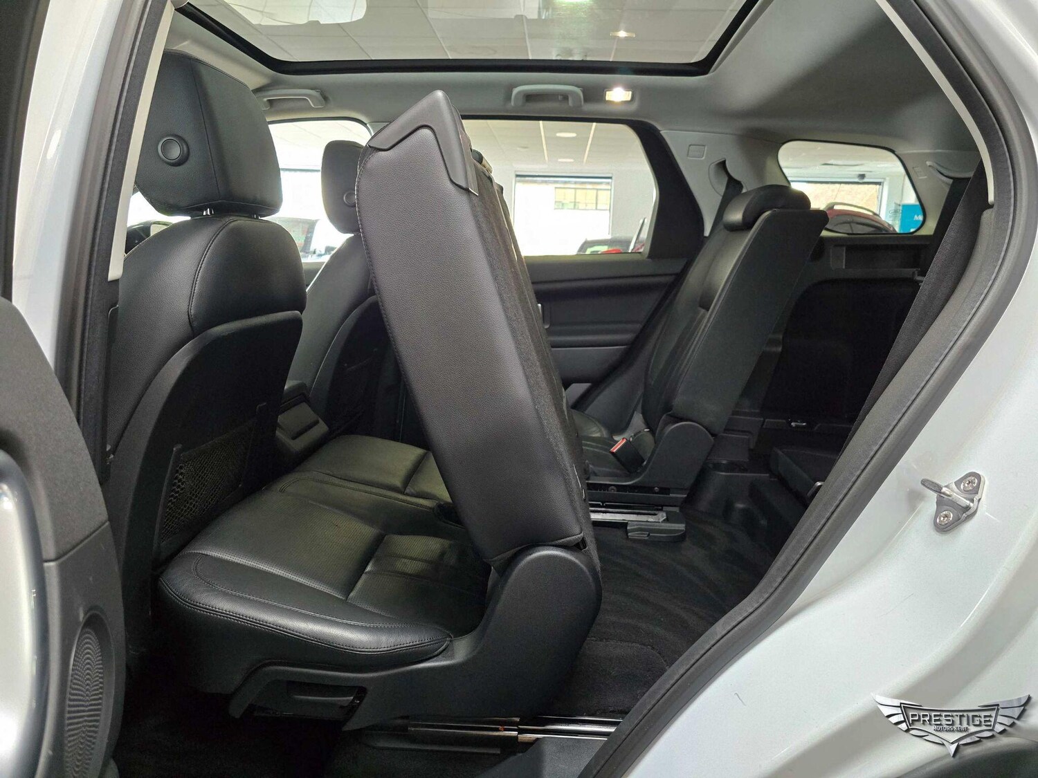 Used Land Rover Discovery Sport 2016 for sale - 76899610: Photo 77