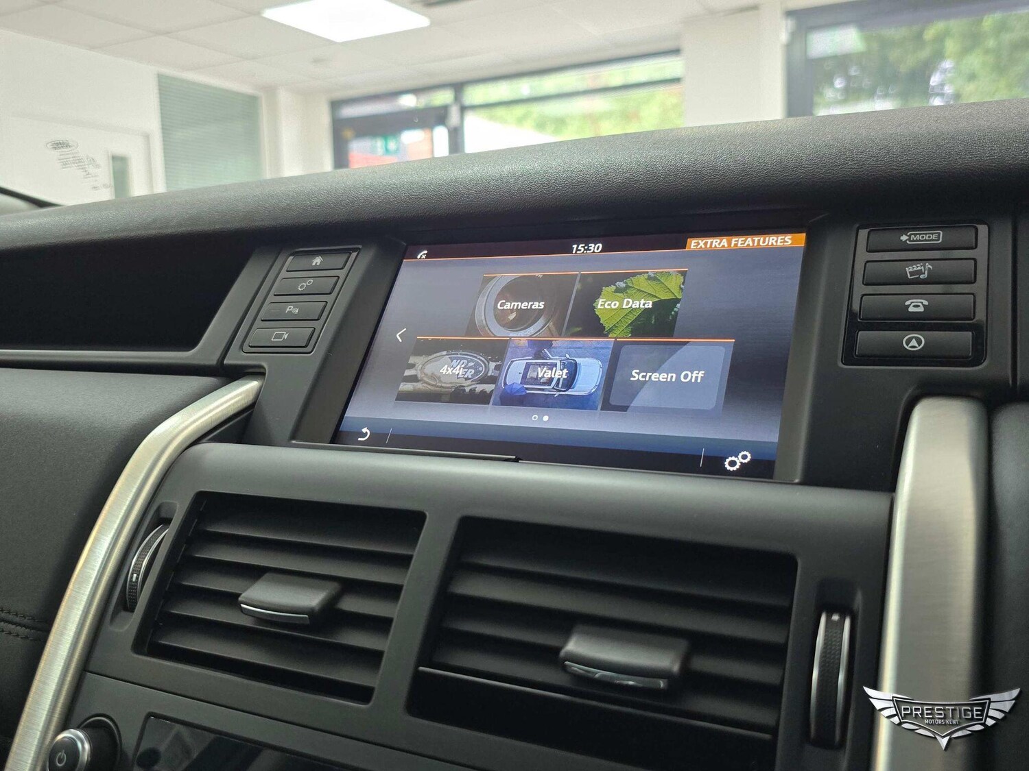 Used Land Rover Discovery Sport 2016 for sale - 76899610: Photo 81