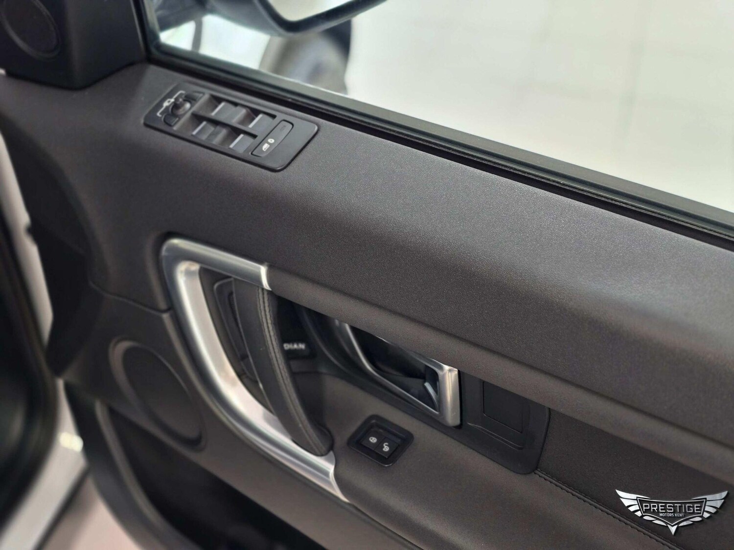 Used Land Rover Discovery Sport 2016 for sale - 76899610: Photo 85