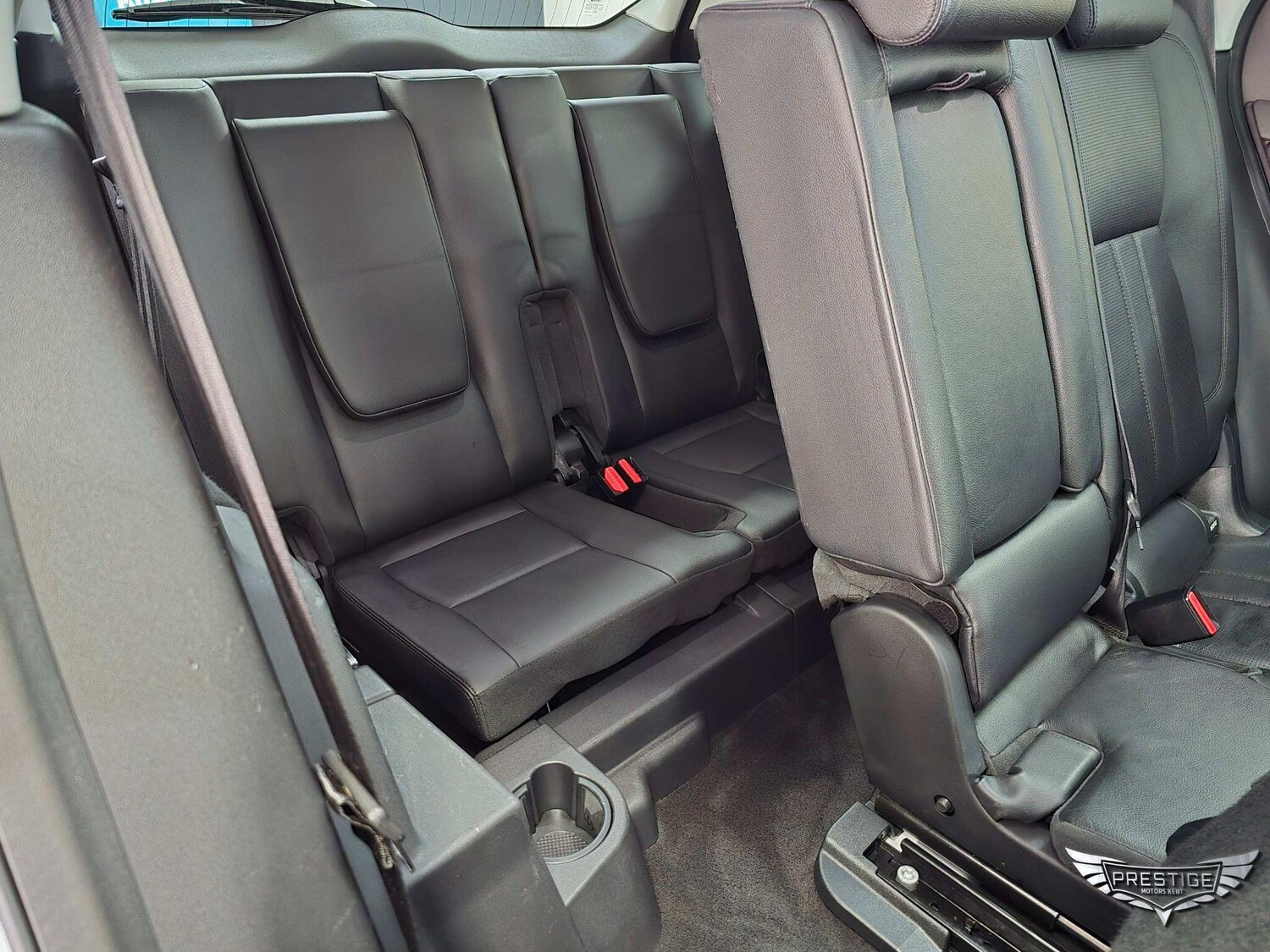 Used Land Rover Discovery Sport 2016 for sale - 76899610: Photo 90