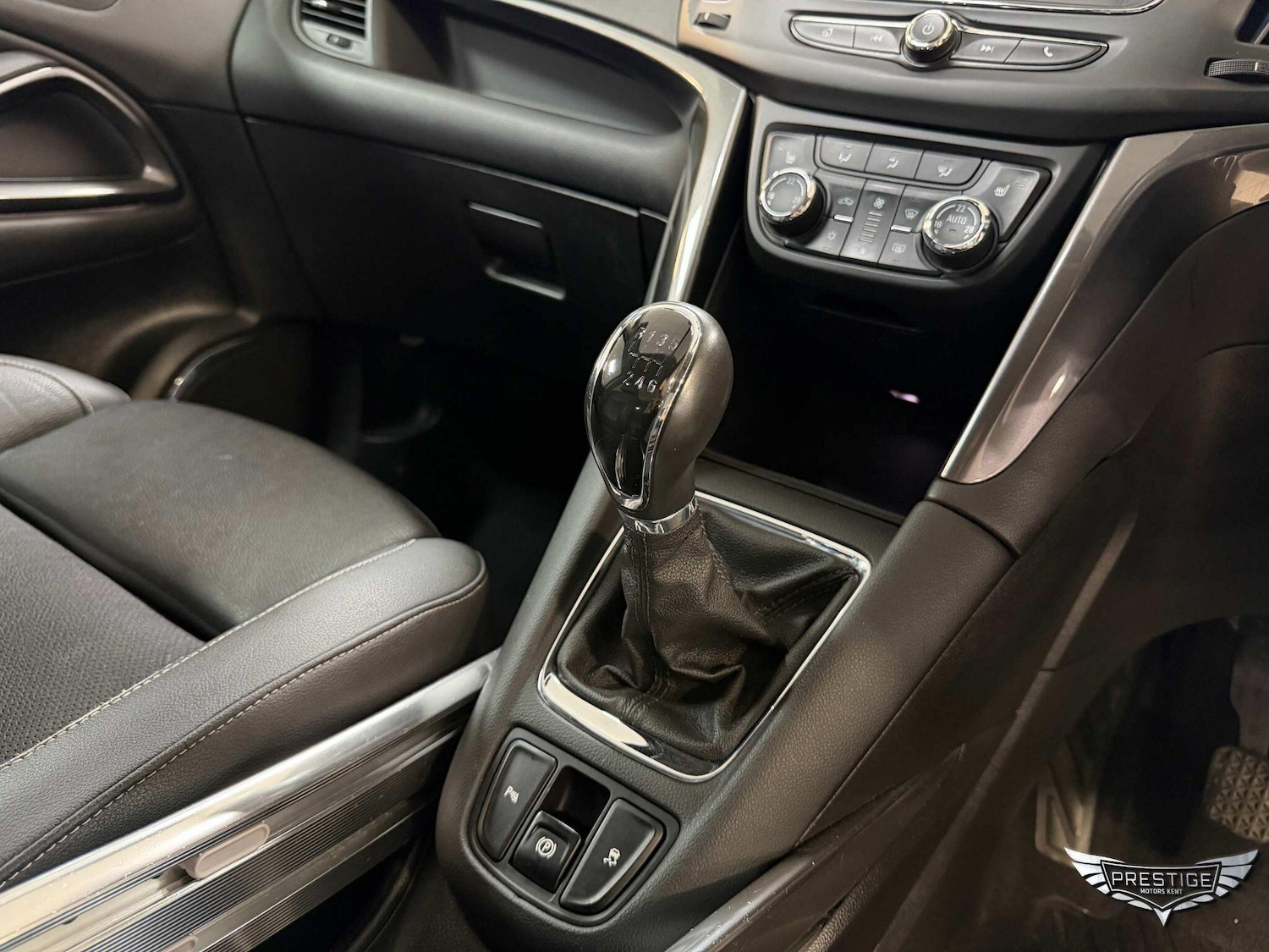 Used Vauxhall Zafira Tourer for sale - 76994196: Photo 26