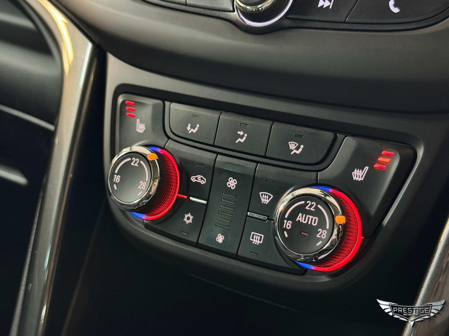 Used Vauxhall Zafira Tourer for sale - 76994196: Photo 27