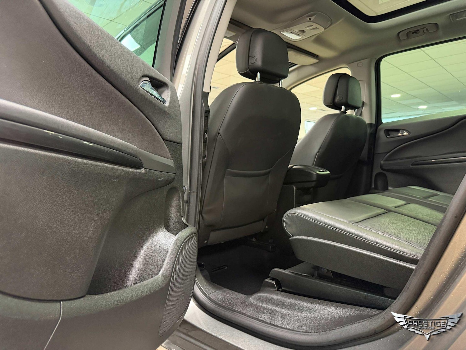 Used Vauxhall Zafira Tourer for sale - 76994196: Photo 45