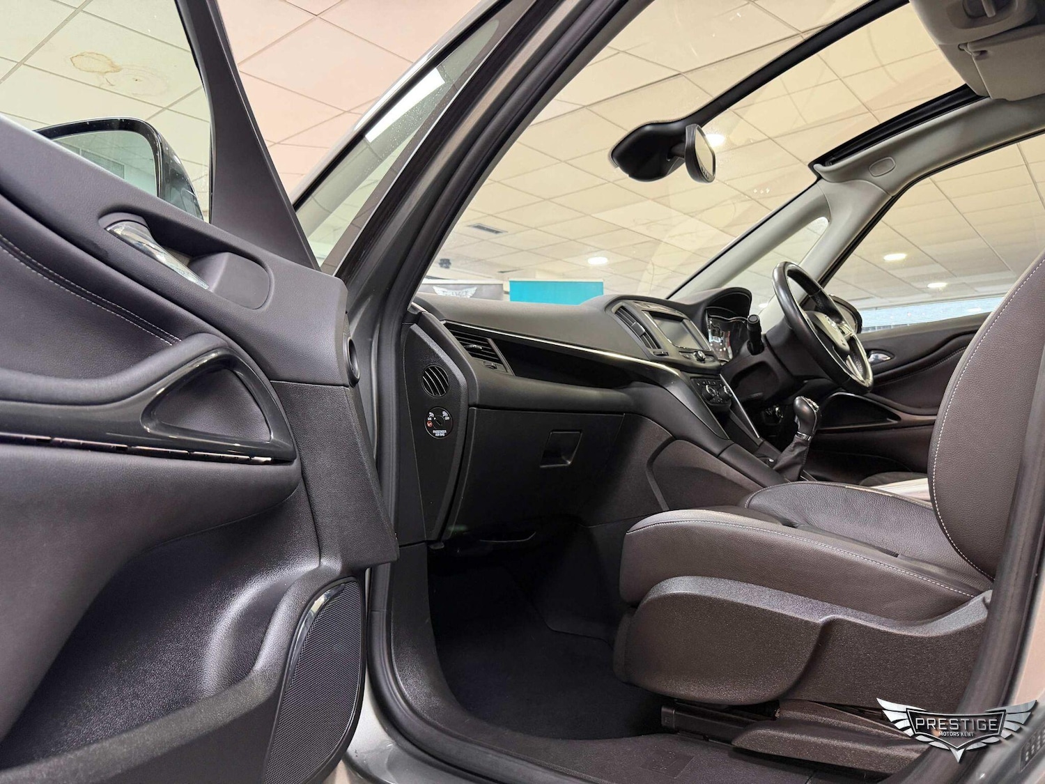 Used Vauxhall Zafira Tourer for sale - 76994196: Photo 46