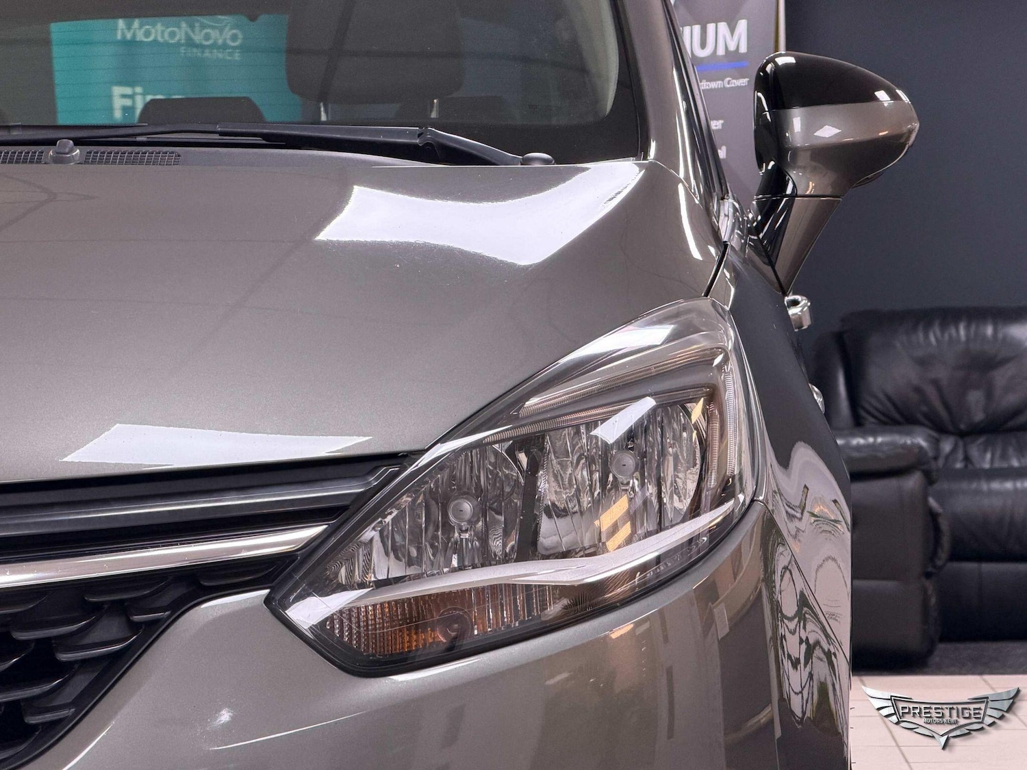 Used Vauxhall Zafira Tourer for sale - 76994196: Photo 5