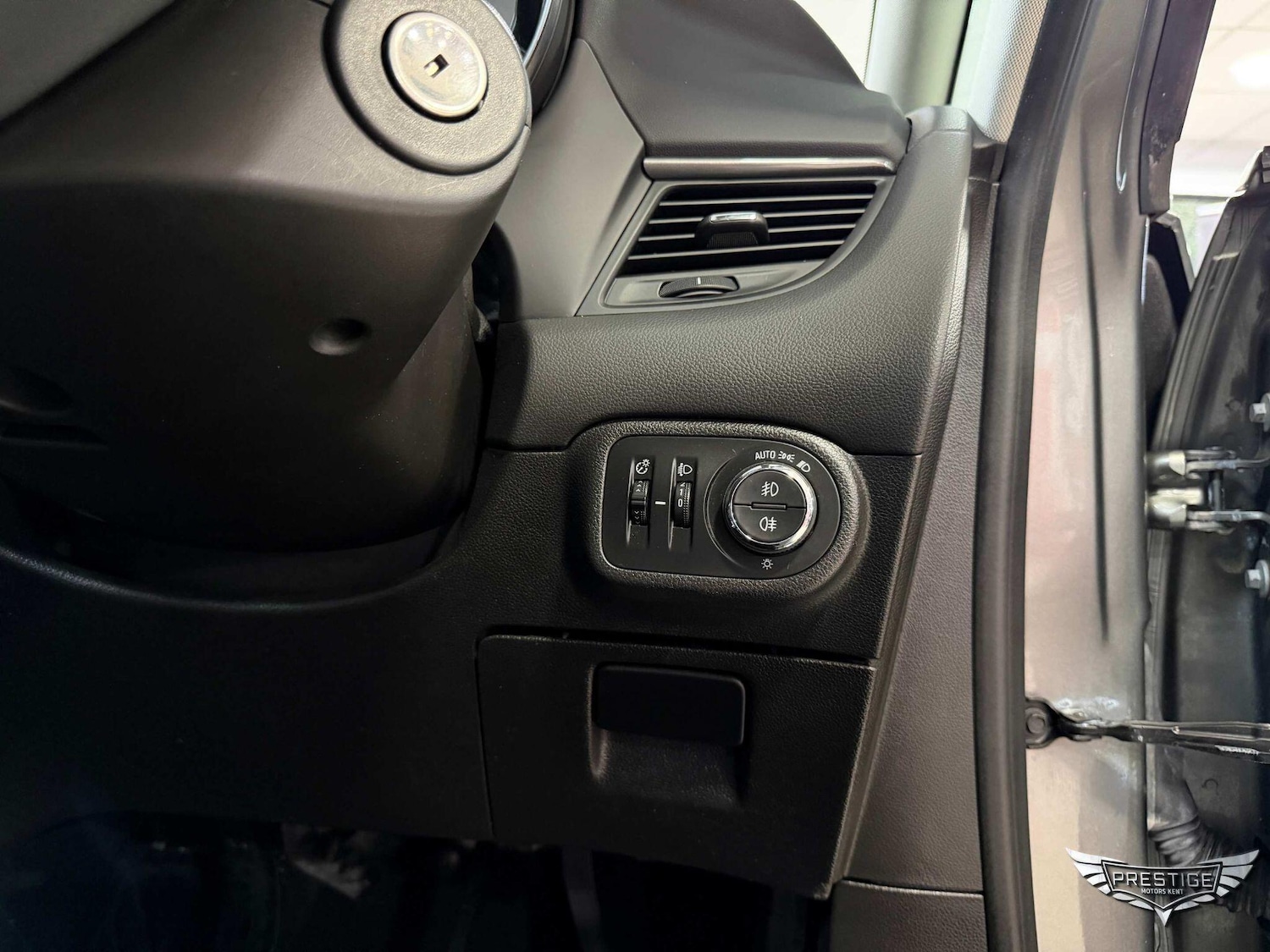 Used Vauxhall Zafira Tourer for sale - 76994196: Photo 56