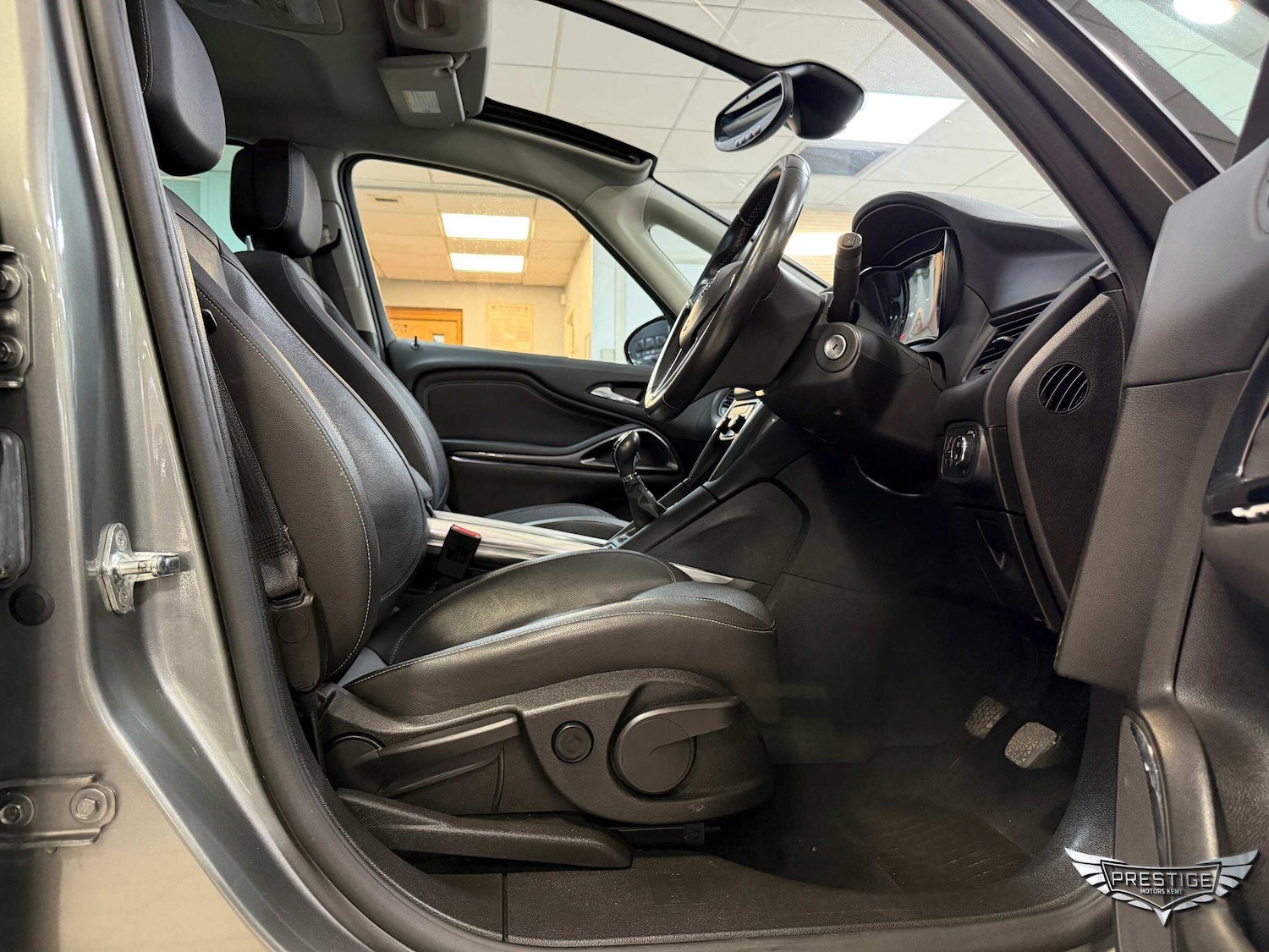 Used Vauxhall Zafira Tourer for sale - 76994196: Photo 57