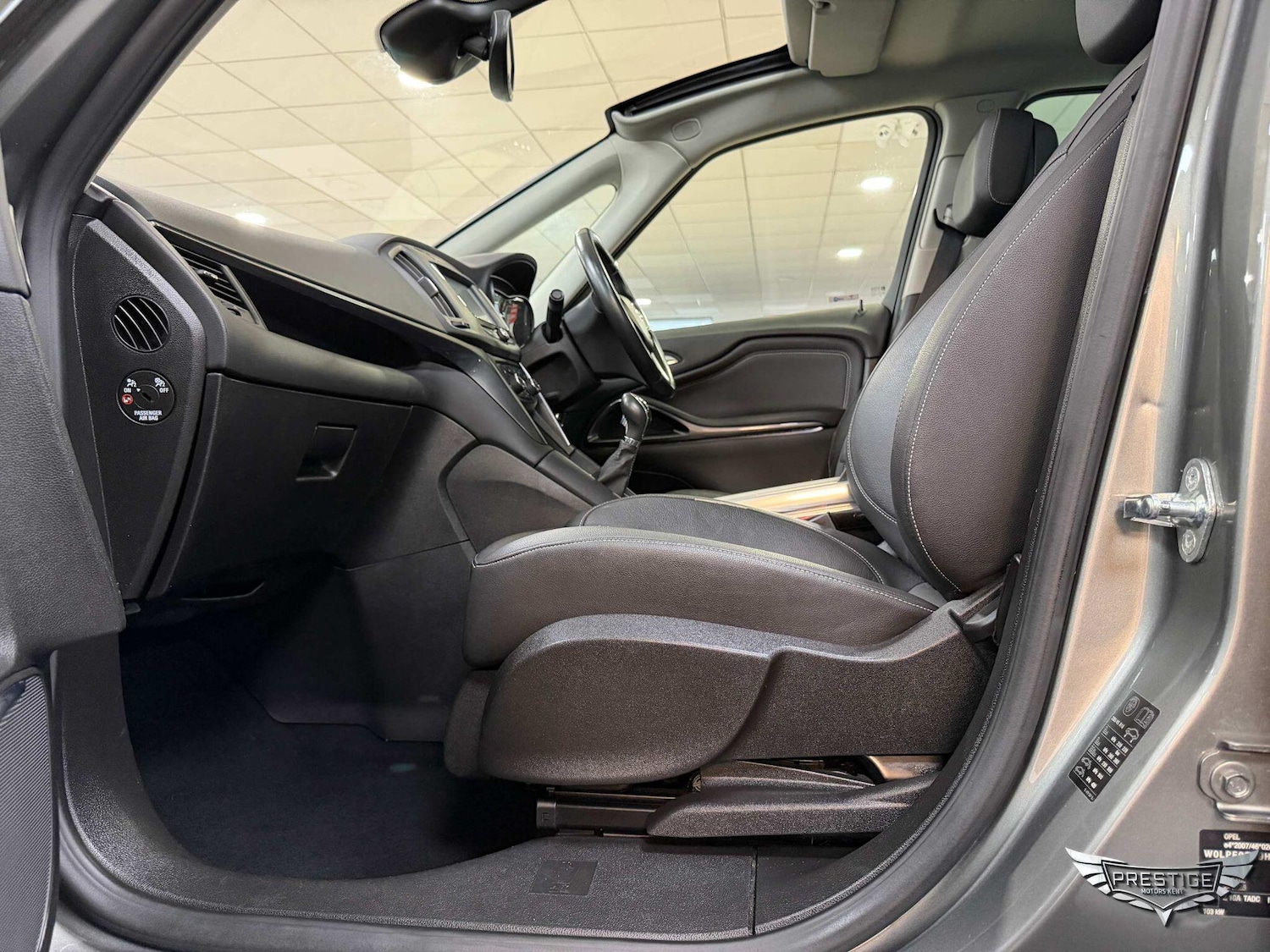 Used Vauxhall Zafira Tourer for sale - 76994196: Photo 73